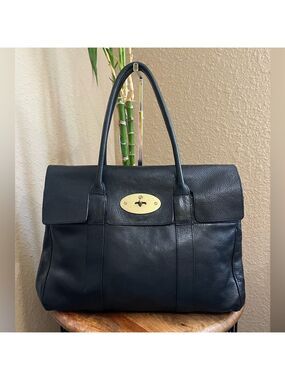 MULBERRY BLACK GRAINED LEATHER BAYSWATER
